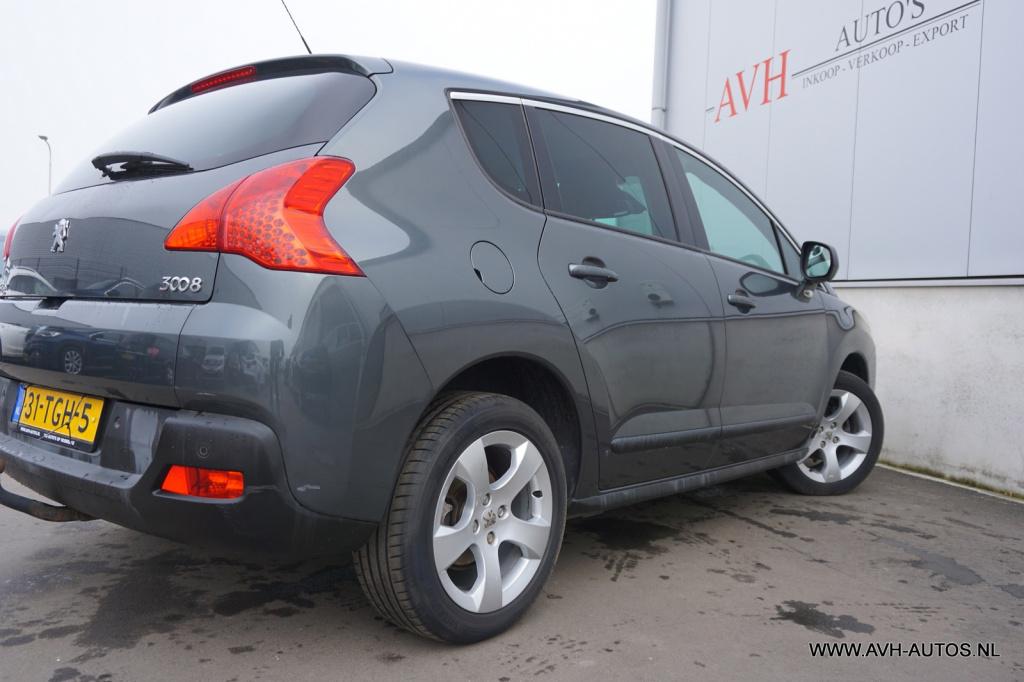 Peugeot 3008 1.6 vti active