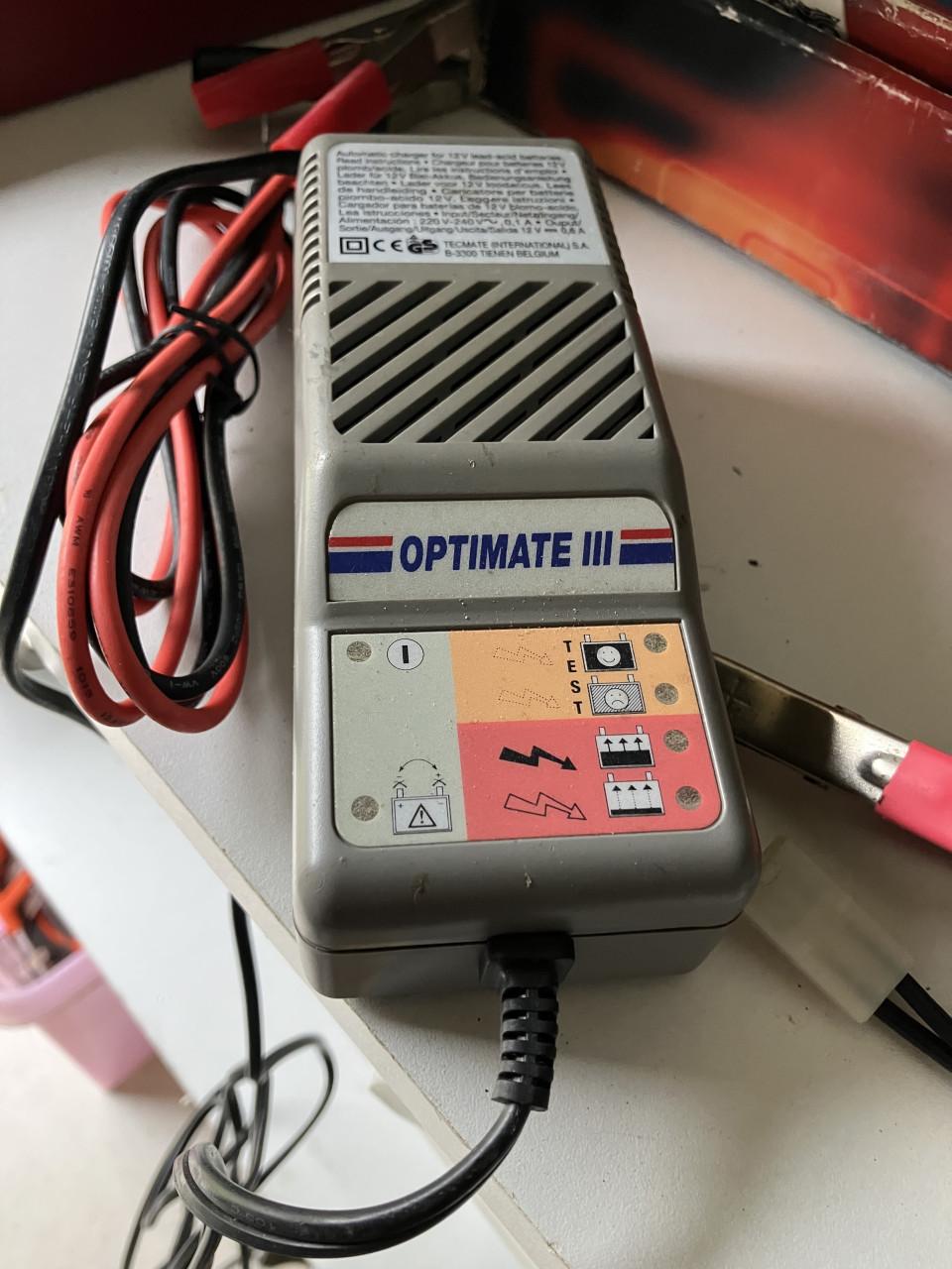 Te koop divers electrisch gereedschap in een koop