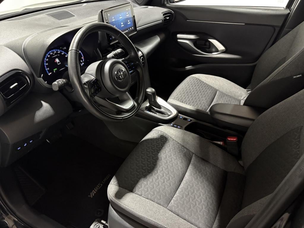 Toyota Yaris Cross 1.5 hybrid team d | navi | pdc | bsm | winterpakket