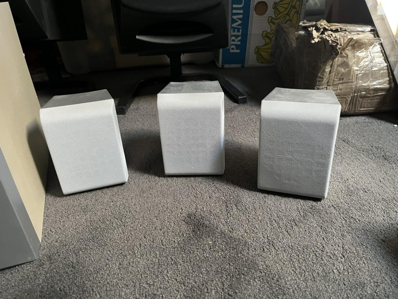 AEG 4607 HC Subwoofer en 3 spaekers Satellite