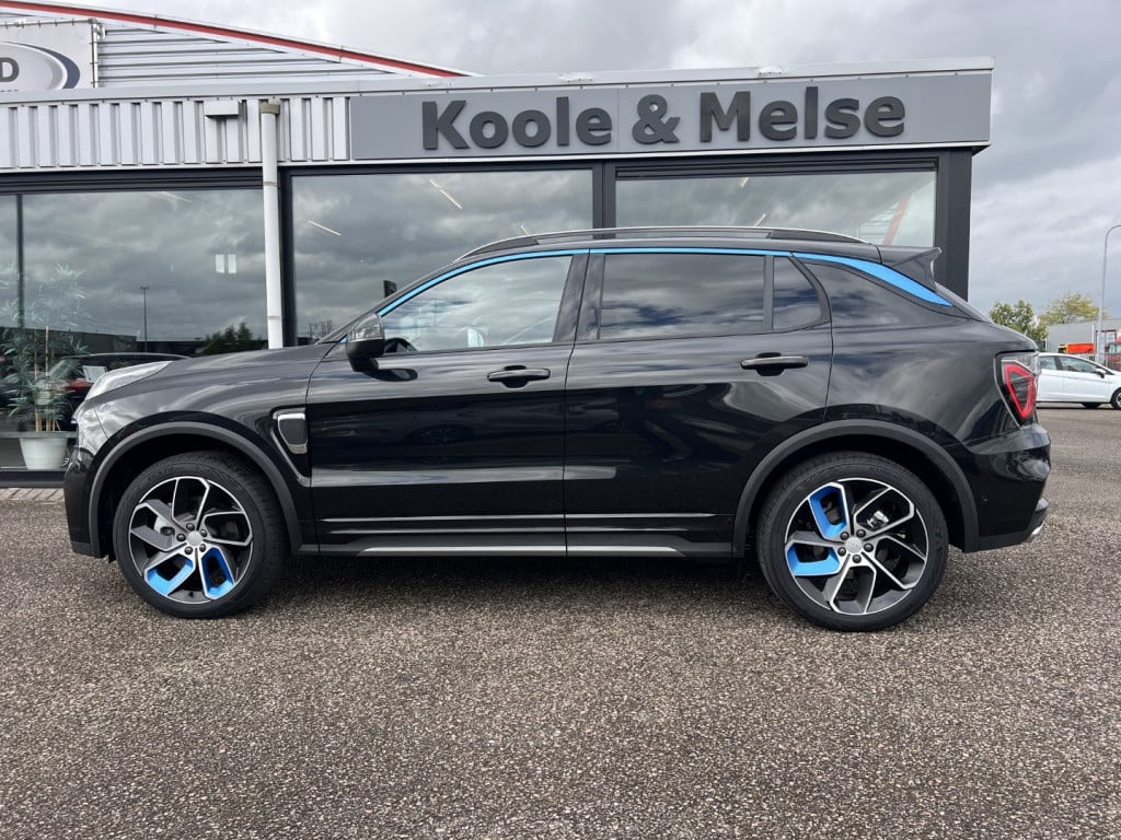 Lynk & Co 01 1.5 261pk plug in hybrid , ( komt 24 oktober binnen ) panodak 