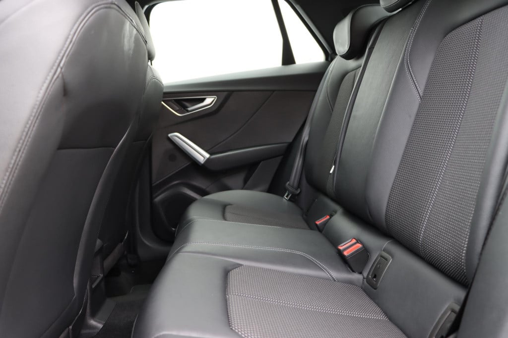 Audi Q2 35 tfsi s edition 150pk s-tronic
