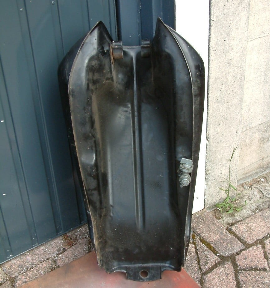 Benzine tank  honda bol dor 750-900