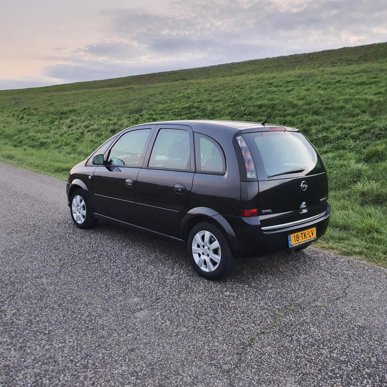Opel Meriva 1.6-16V Cosmo
