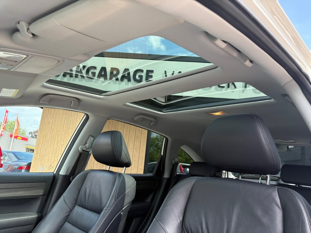 Honda CR-V 2.0i executive