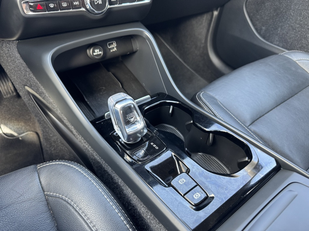 Volvo XC40 t3 163pk aut8 inscription| adap.cruise| camera| leder| h&s sound