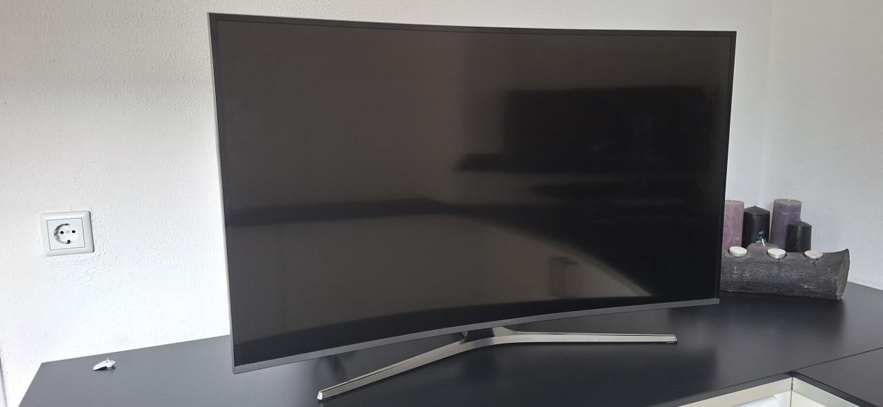 Samsung smarttv curved 43 inch zgan €199