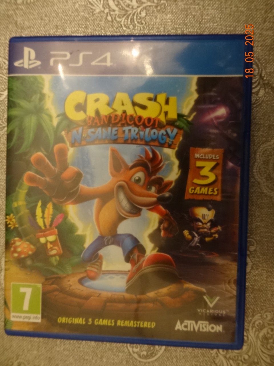 ZGAN PS4 game Crash Bandicoot - NSane Trilogy