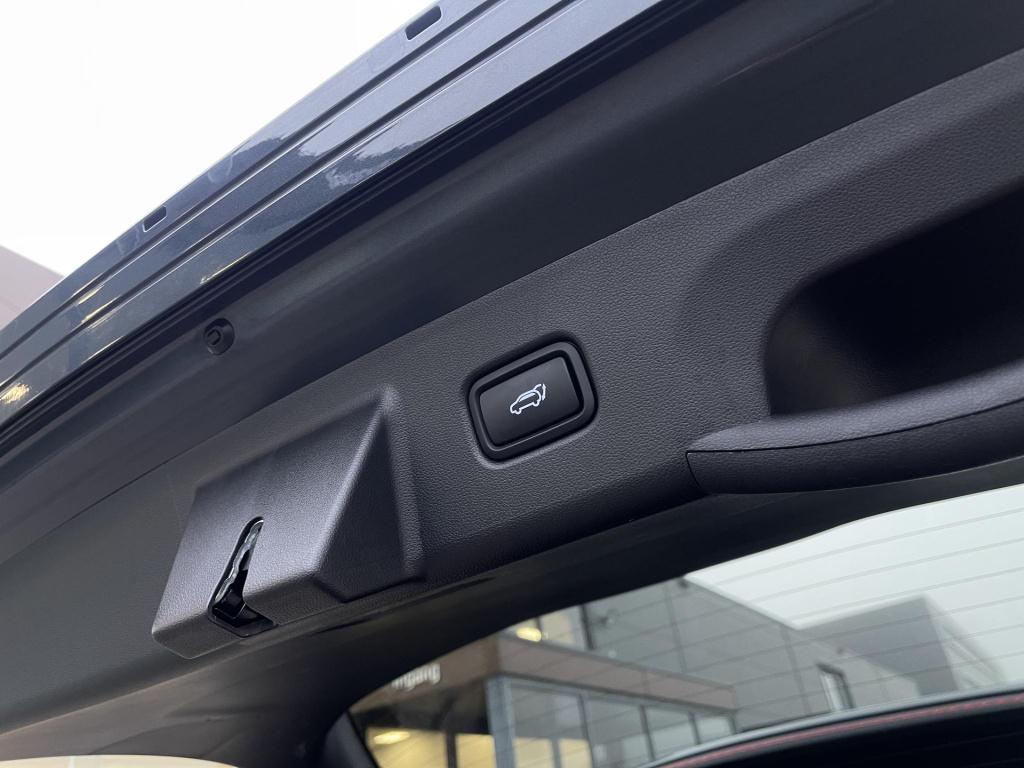 Hyundai Tucson 1.6 t-gdi phev comfort smart 4wd soh 99% nl-auto, 1350kg tre