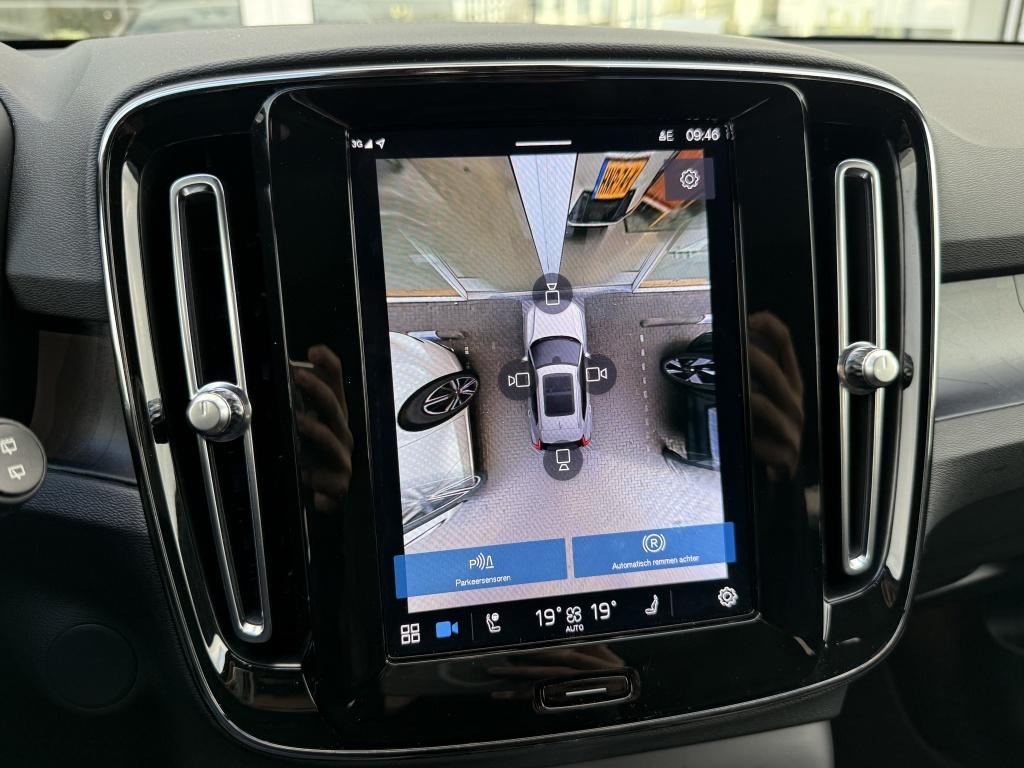 Volvo XC40 recharge ultra 252pk/ 70 kwh| panodak| 360camera| trekhaak