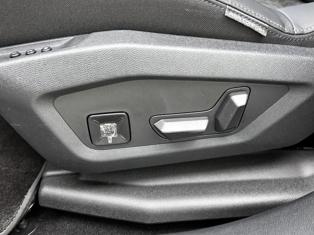 Peugeot 3008 hybrid 145 pk automaat gt | elektrische acherklep | adaptive c