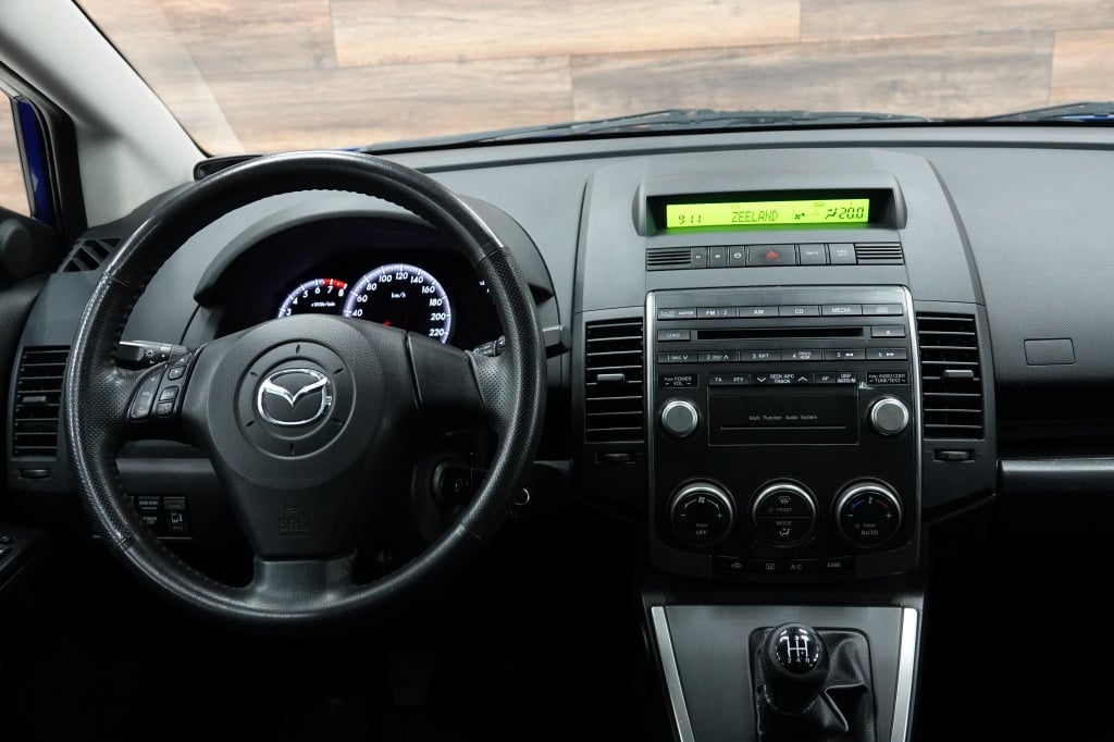 Mazda 5 1.8 ts | pano | 7 zits | pdc |