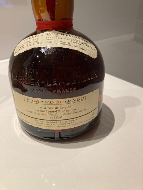 Fles Grand Marnier van ruim 40 jaar oud