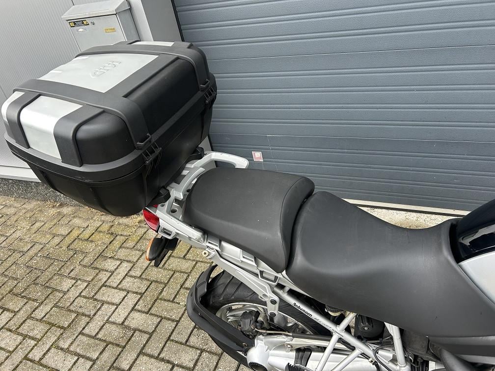 BMW R1200GS uit 2004, topkoffer, net onderhoud gehad, rijklaar €3795,-