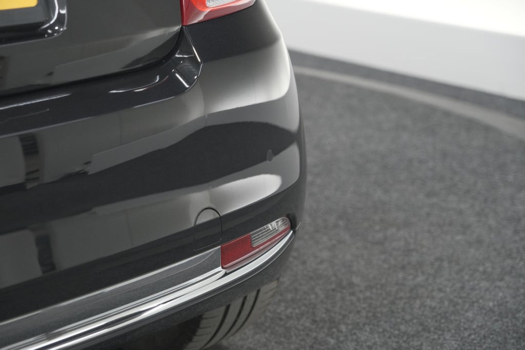 Fiat 500 C twinair turbo lounge | parkeersensoren | climate control | cruis