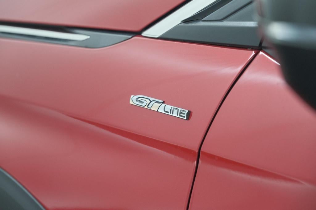 Peugeot 3008 puretech 130 eat6 gt | allseason banden | trekhaak | panoramad