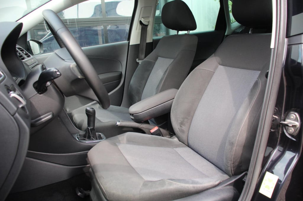 Volkswagen Polo 1.2 tsi highline - trekhaak - stoel verw - schuifkanteldak 