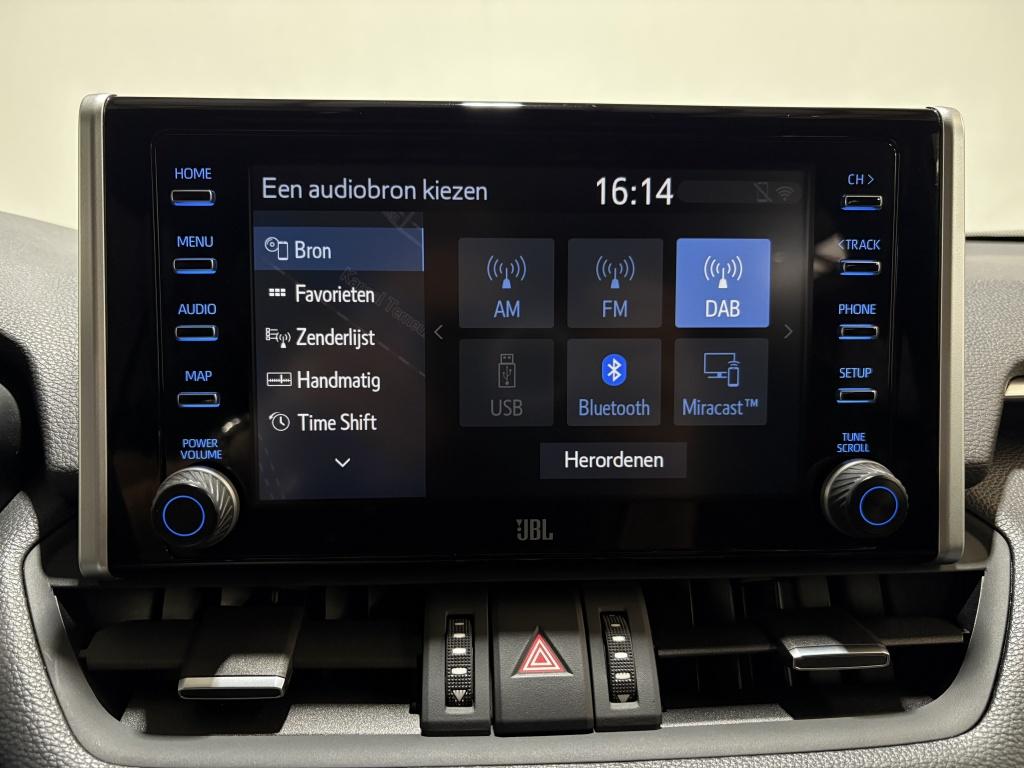Toyota Rav4 2.5 hybrid awd bi-tone | innovation-pakket | trekhaak | panodak