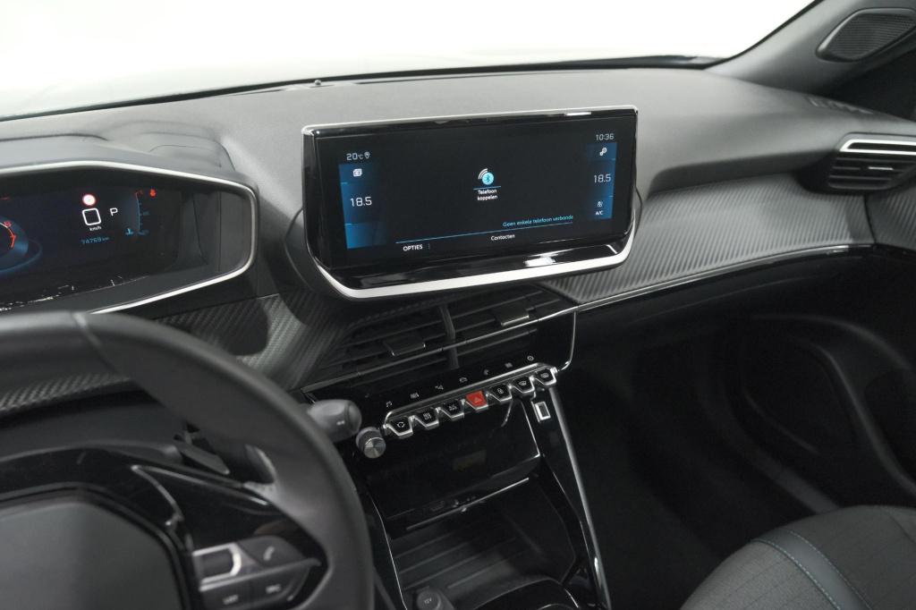 Peugeot 2008 puretech 130 eat8 allure pack | camera | apple carplay | parke