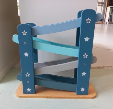 Houten knikkerbaan