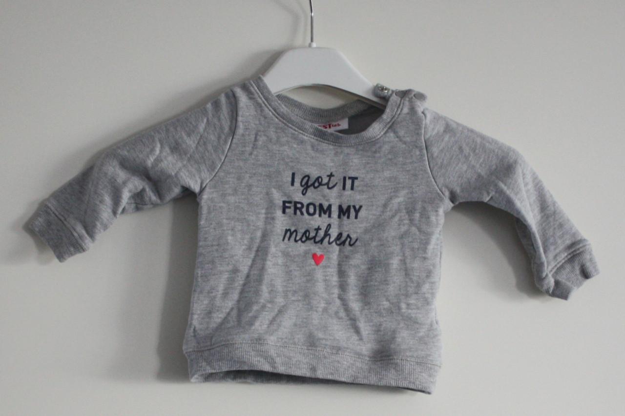 Grijze trui met tekst  maat 74