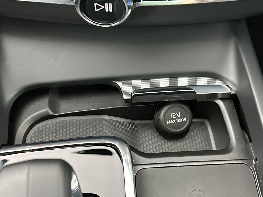Volvo XC60 t8 455pk recharge dark| luchtvering| adap.cruise| 360camera| awd