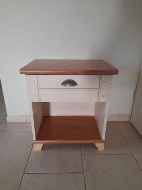 Nachtkastje (in goede staat ) 36 x 51 x 61H