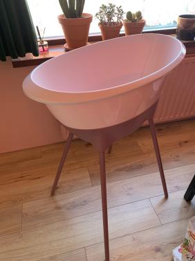 Roze baby badje met standaard