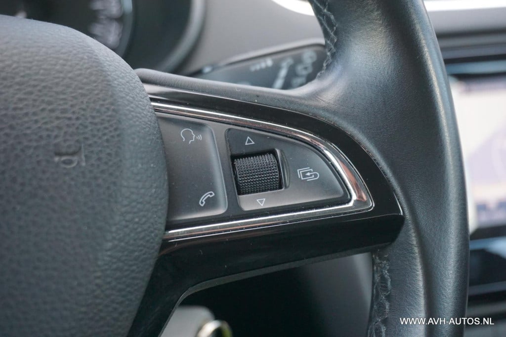 Skoda Octavia combi 1.4 tsi greentech ambition businessline dsg