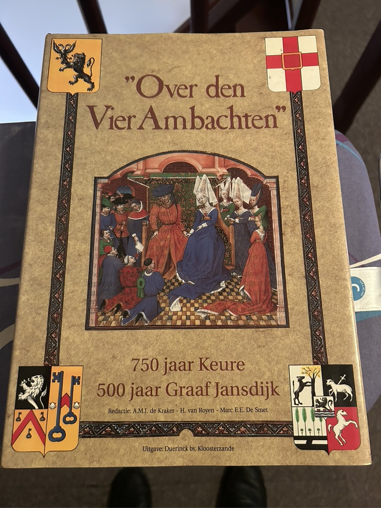 Over den vier ambachten.met omslag Kraker