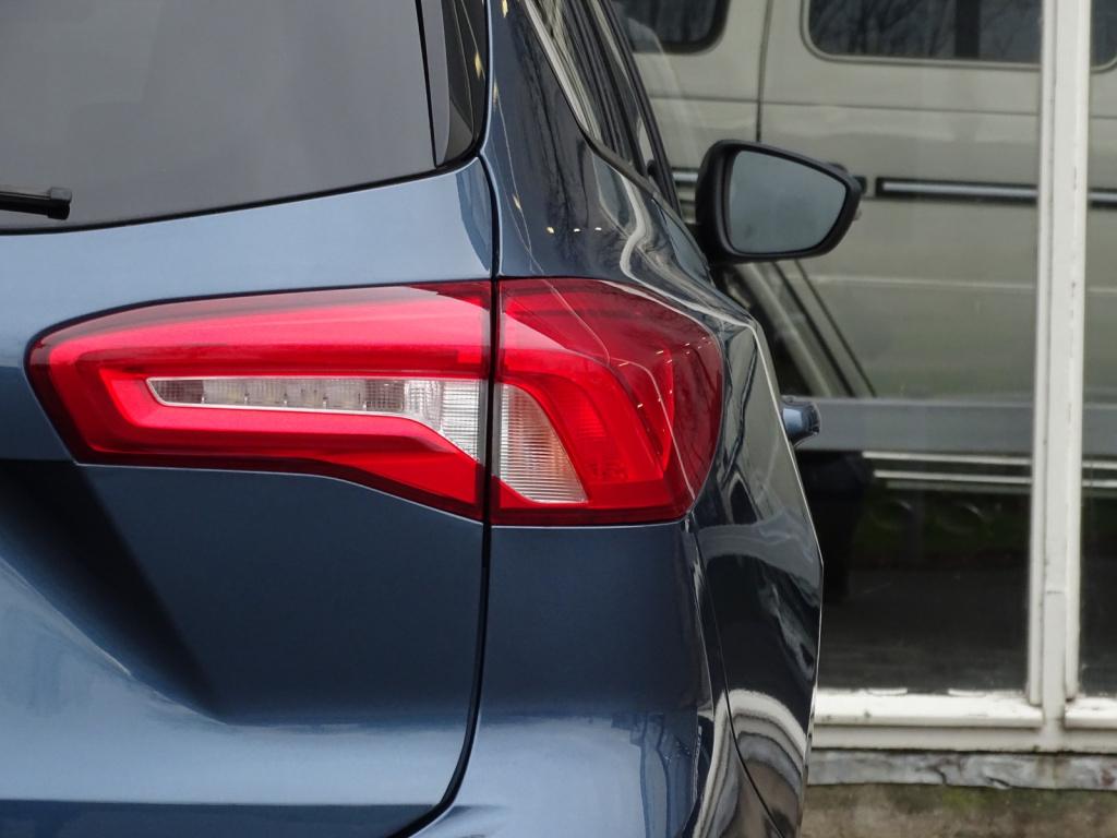 Ford Focus wagon 1.0 ecoboost st line business | led | camera | apple carpl