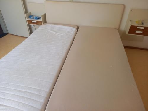 Bed 2 persoons