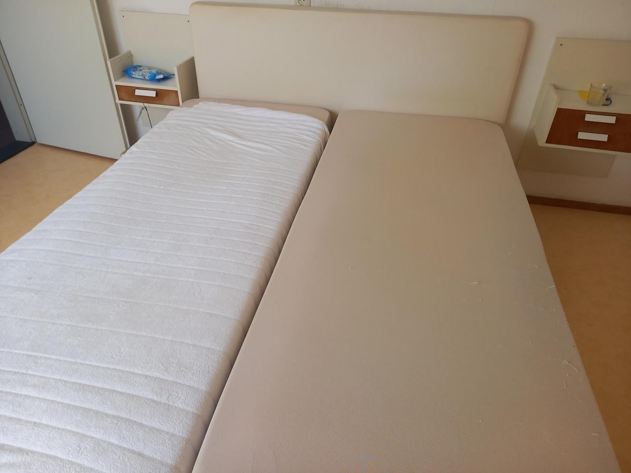 Bed 2 persoons