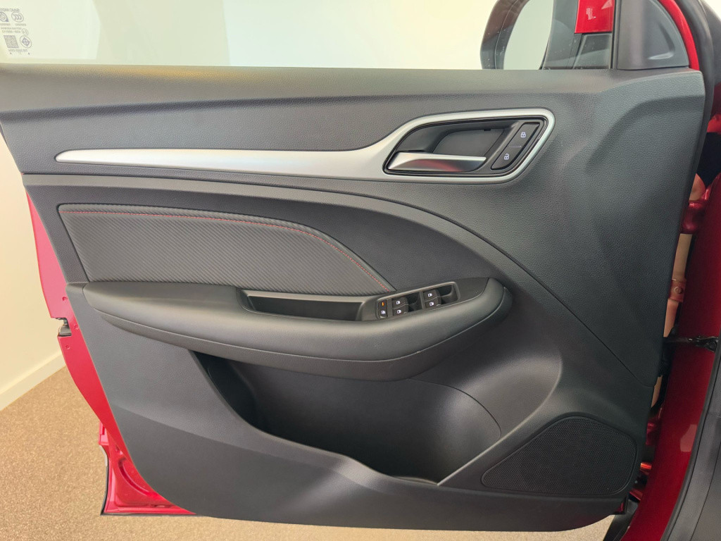 MG Zs-ev standard range luxury 50 kwh