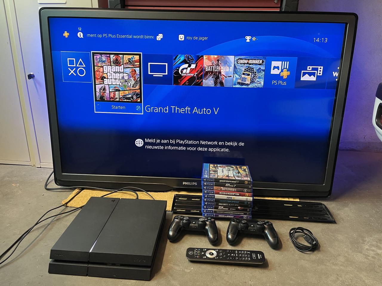 PS4 + 47inch Phillips Ambilight