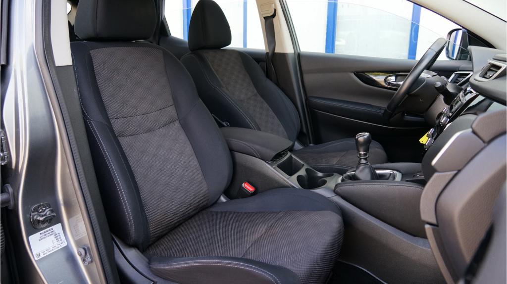 Nissan Qashqai 1.2 acenta rijklaar incl garantie