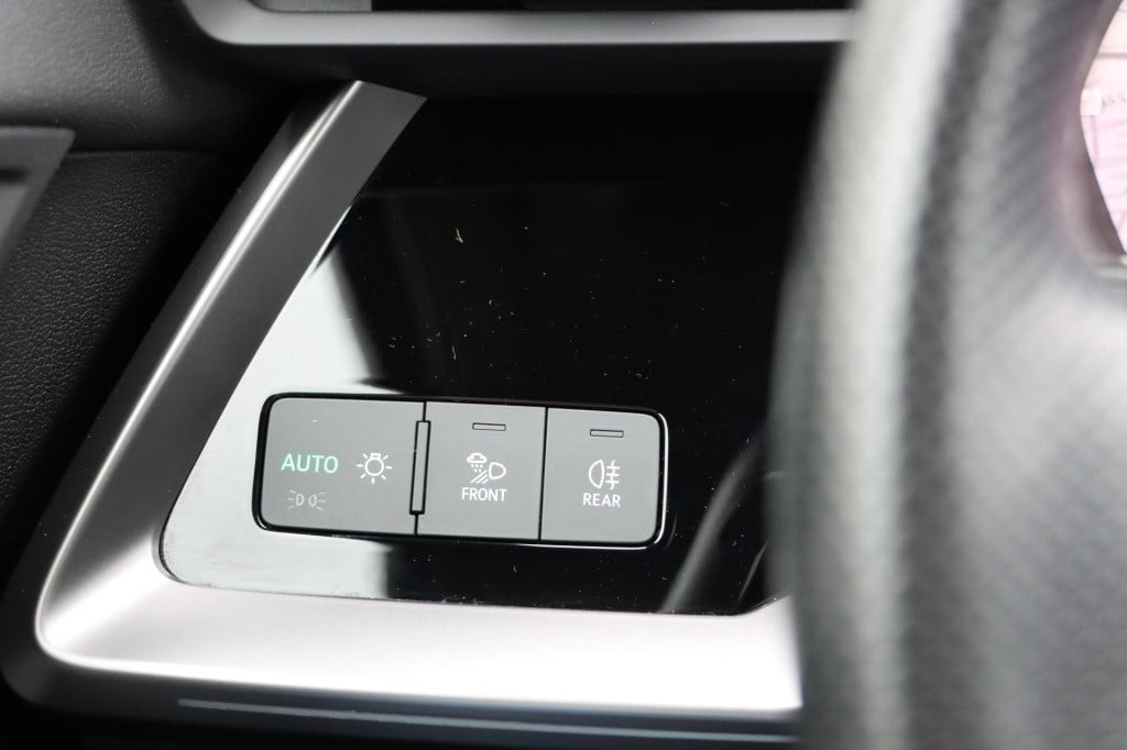 Audi A3 limousine 35 tfsi s edition 150pk s-tronic