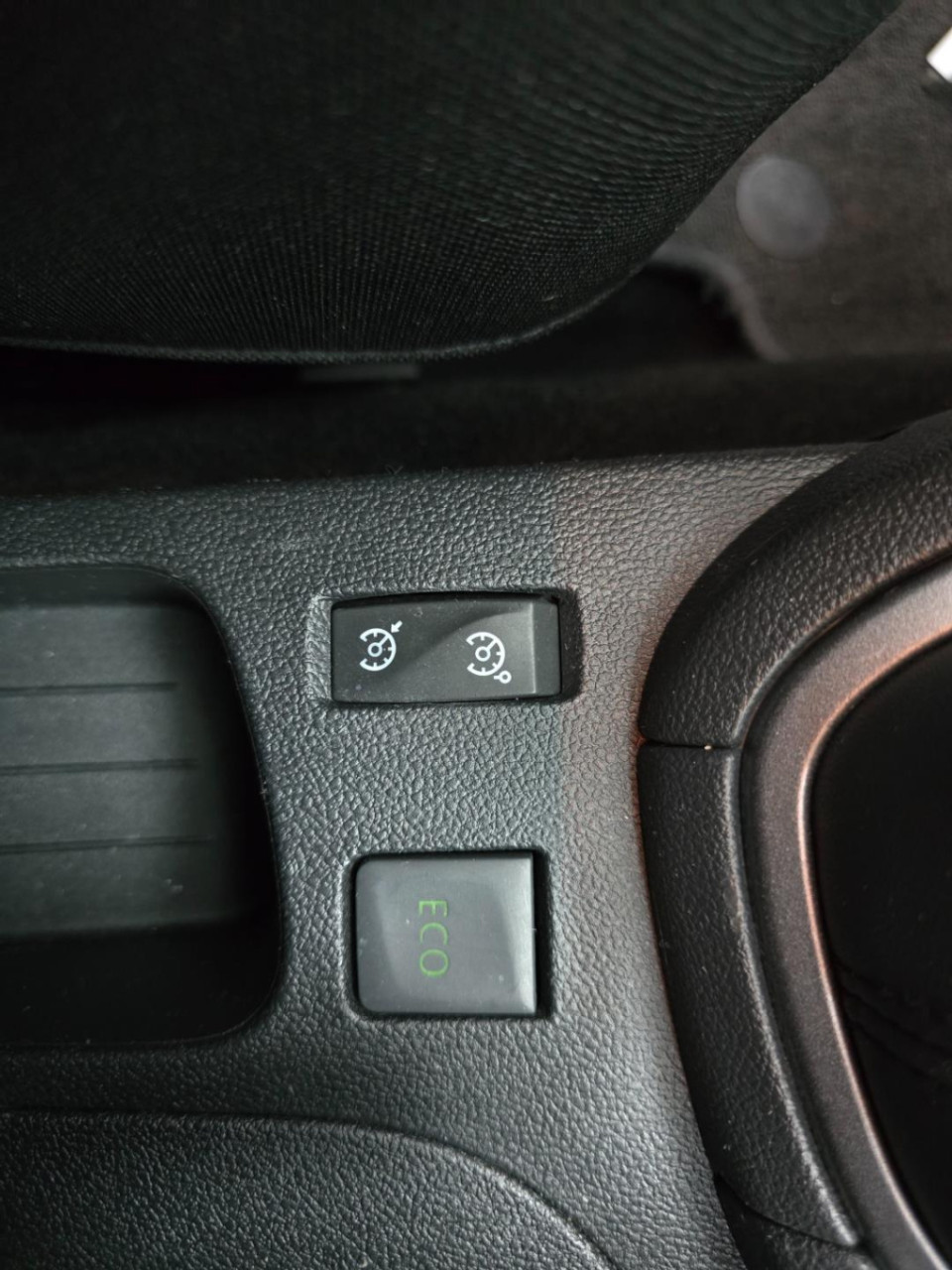 Renault Clio 0.9 tce met cruisecontrol en trekhaak | tweedehands renault cl