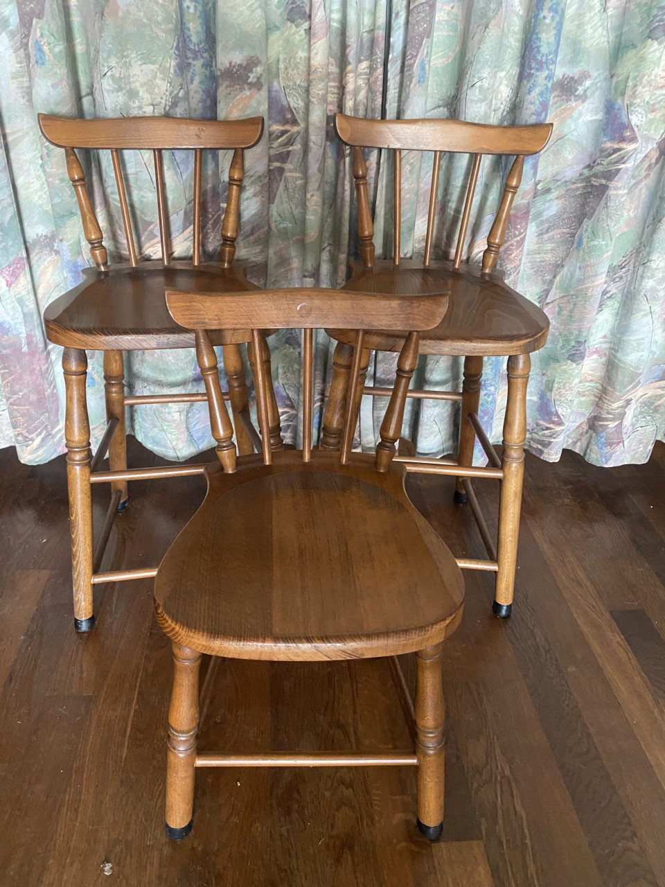 Houten krukjes