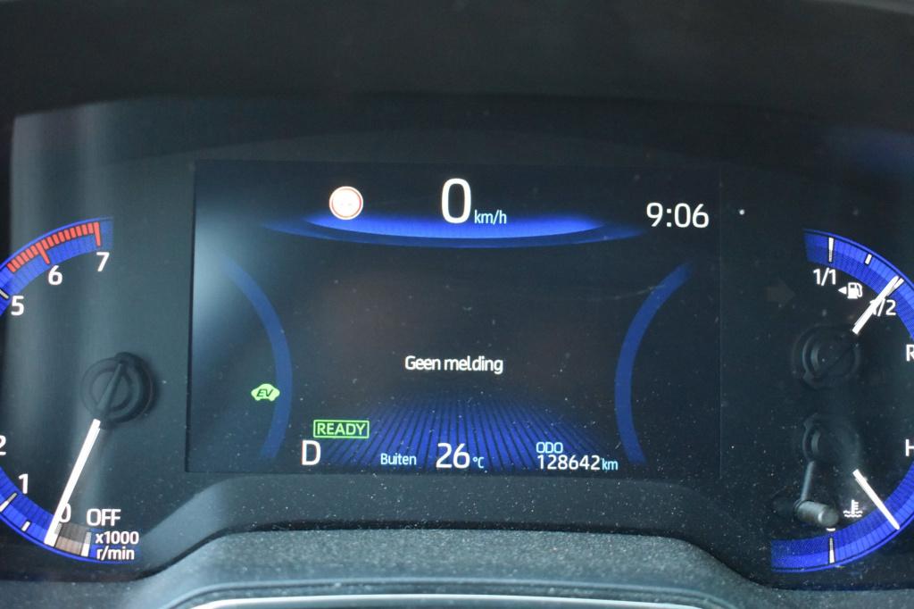 Toyota Corolla Touring Sports 1.8 hybrid | camera | stoelverwarming | apple