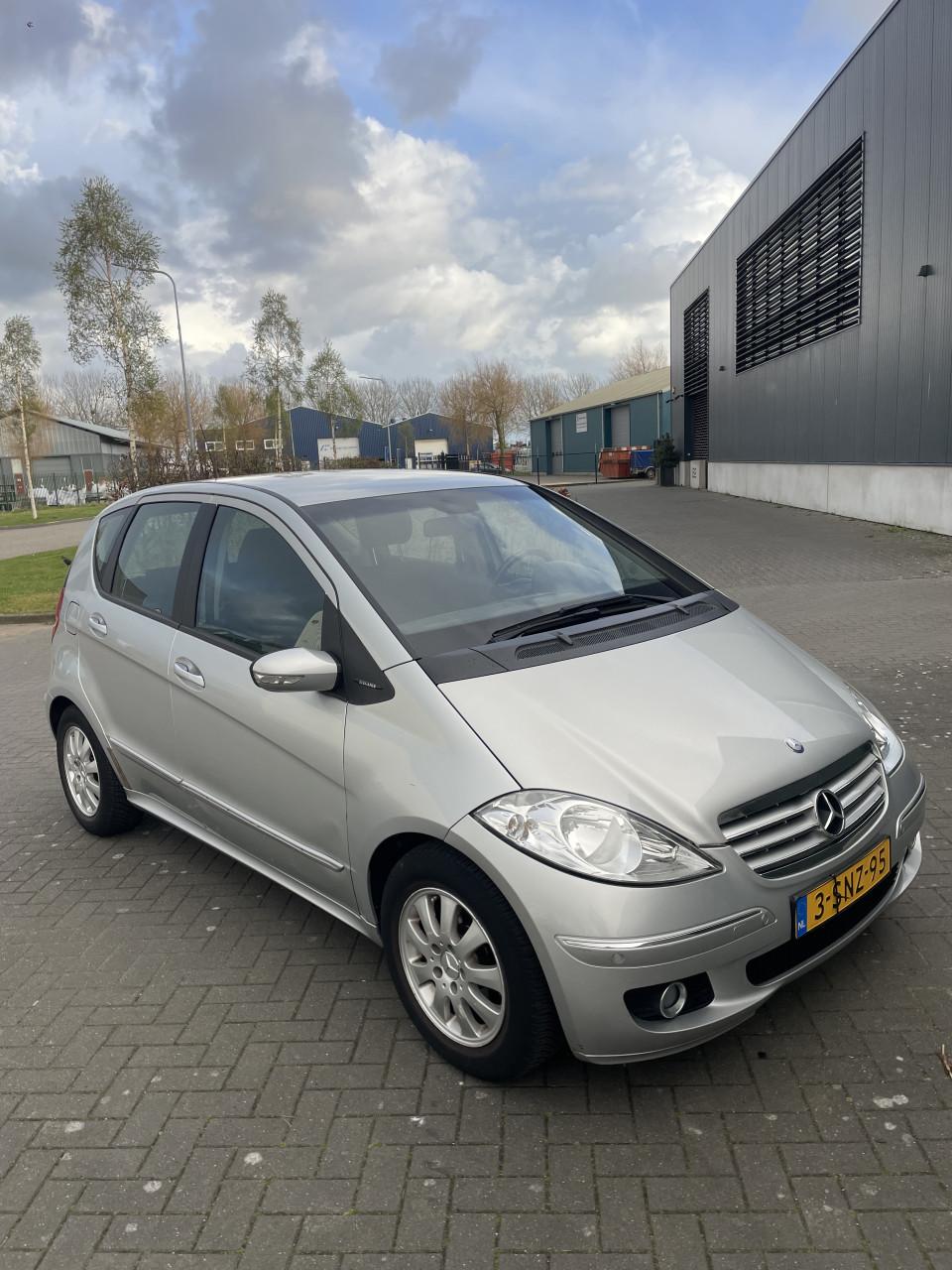 Mercedes-Benz Mercedes 2005 Grijs | AUTOMAAT