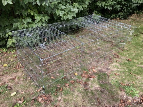 Buitenren voor verschillende soorten huisdieren.  ( Konijnenhok  kooi )