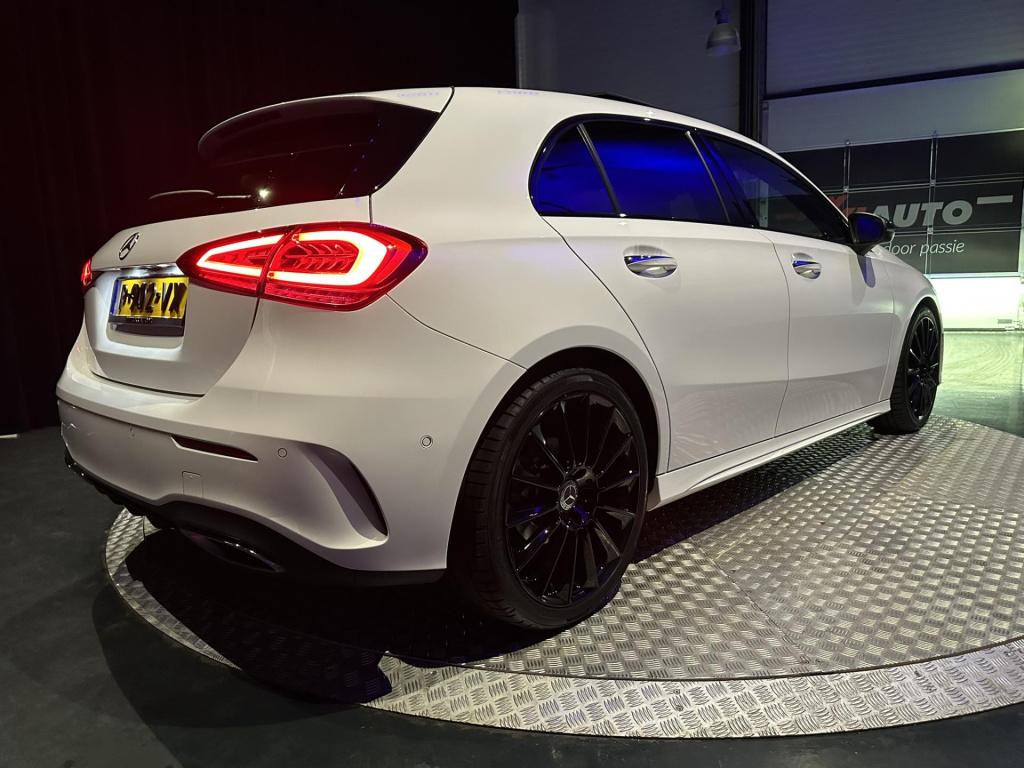 Mercedes-Benz A-Klasse 180 premium plus amg *pano*sfeer*camera*appconnect*