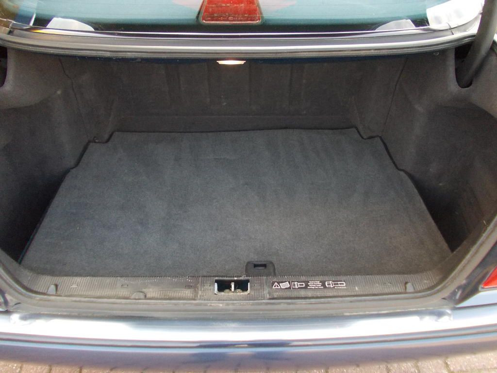 Mercedes-Benz E-Klasse e 220 d