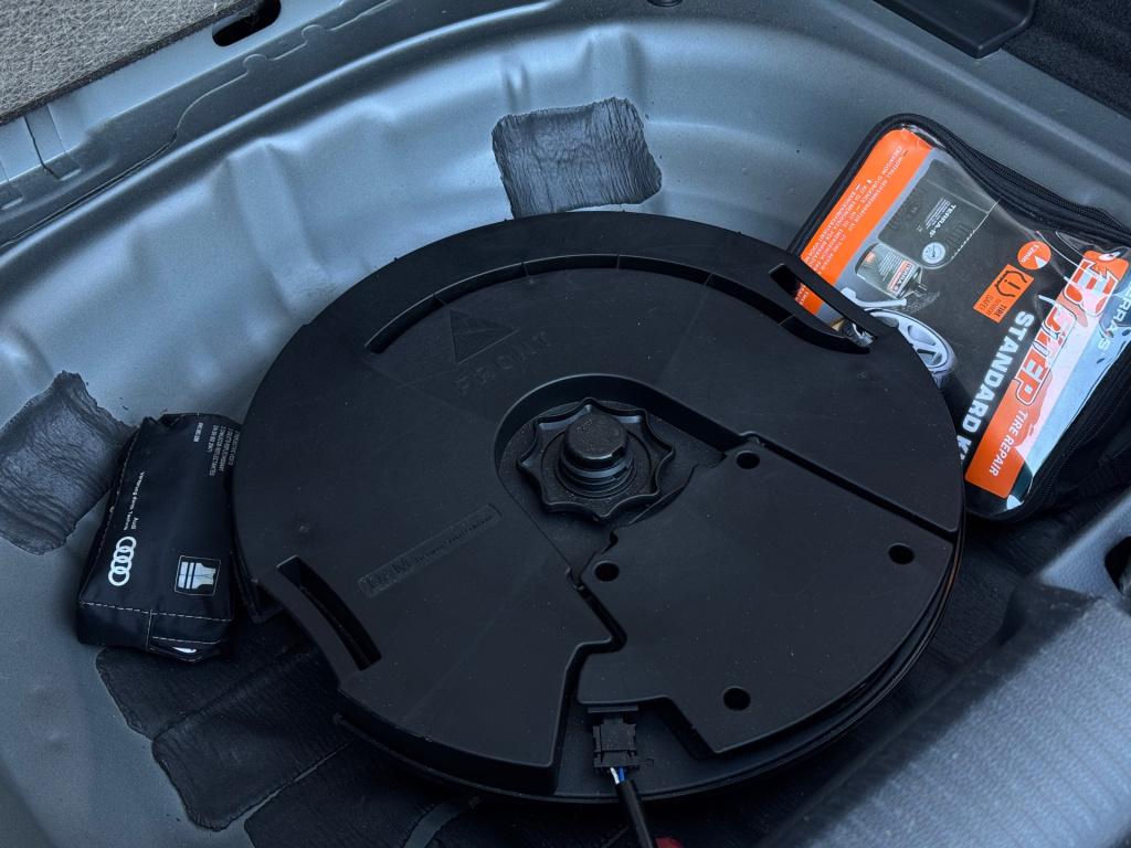 Audi Q2 30 tfsi sport edition* black pack * stoelverwarming * keyless