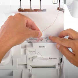 BABY LOCK EUPHORIA  de Queen onder de covermachines