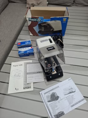 Elektrische nietmachine Rapid E100