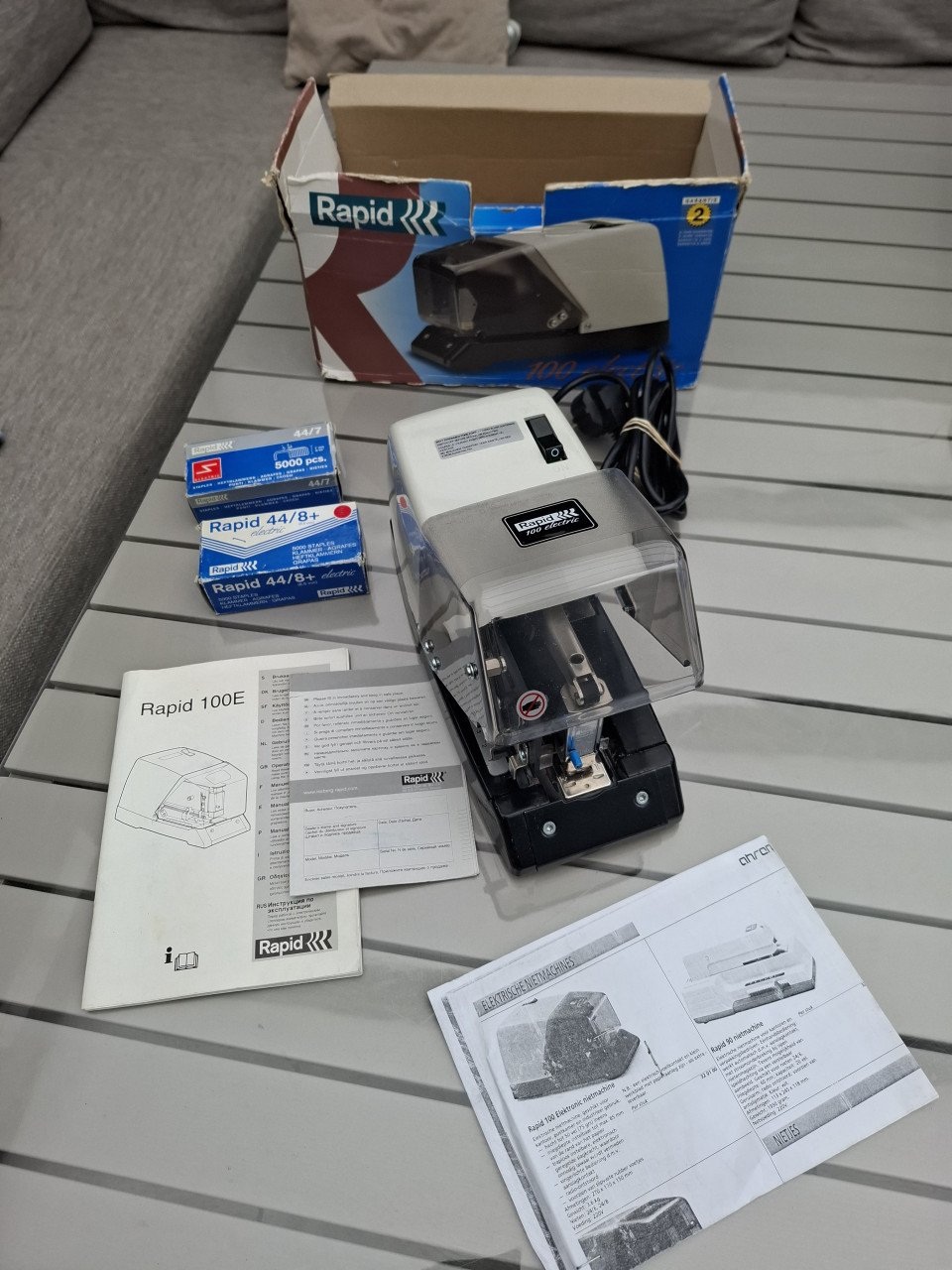 Elektrische nietmachine Rapid E100