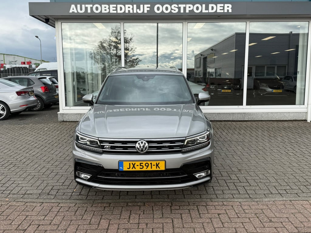 Volkswagen Tiguan 1.4 tsi connected series r line