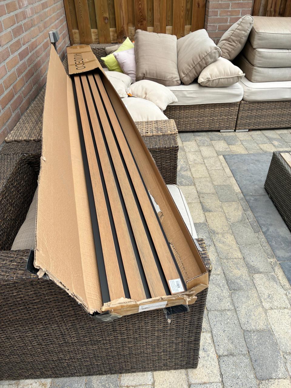 Akudeco® Composiet buiten wandpanelen – Klassiek eiken / zwart – 290 x 20cm